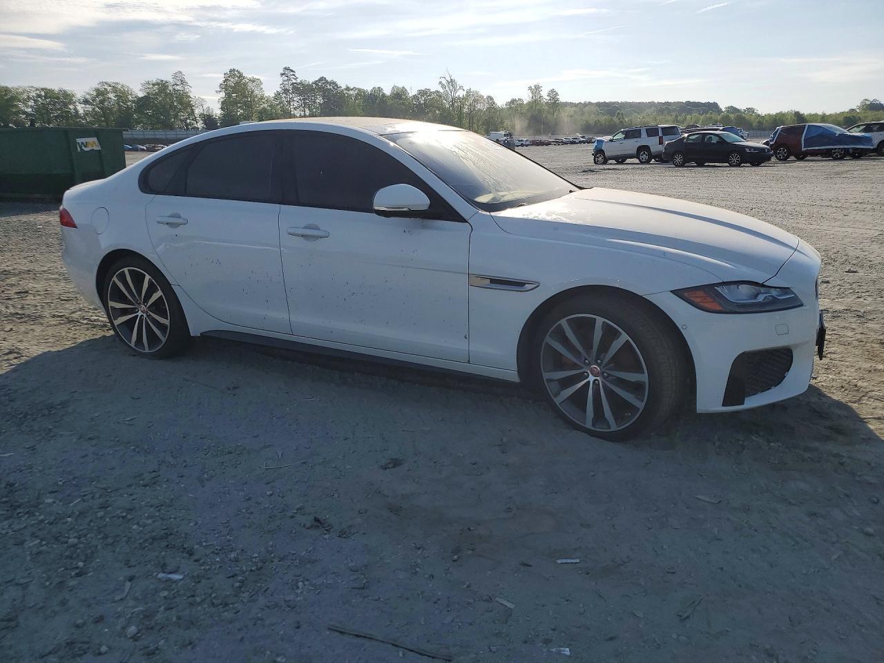 2018 Jaguar Xf S Awd V6 4D Sedan - Фото 4