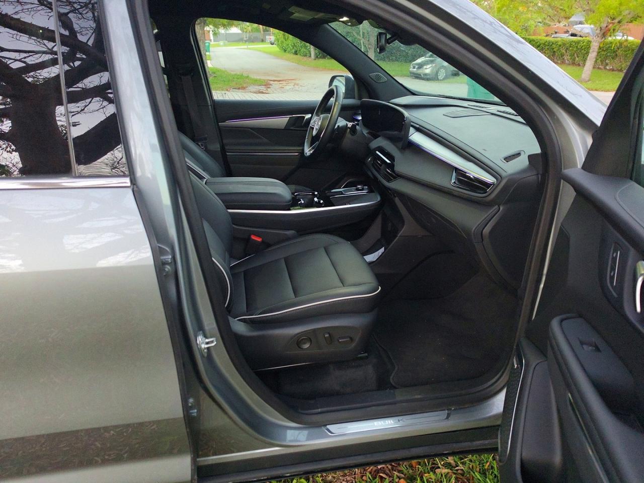 2025 Buick Enclave Preferred - Image 5