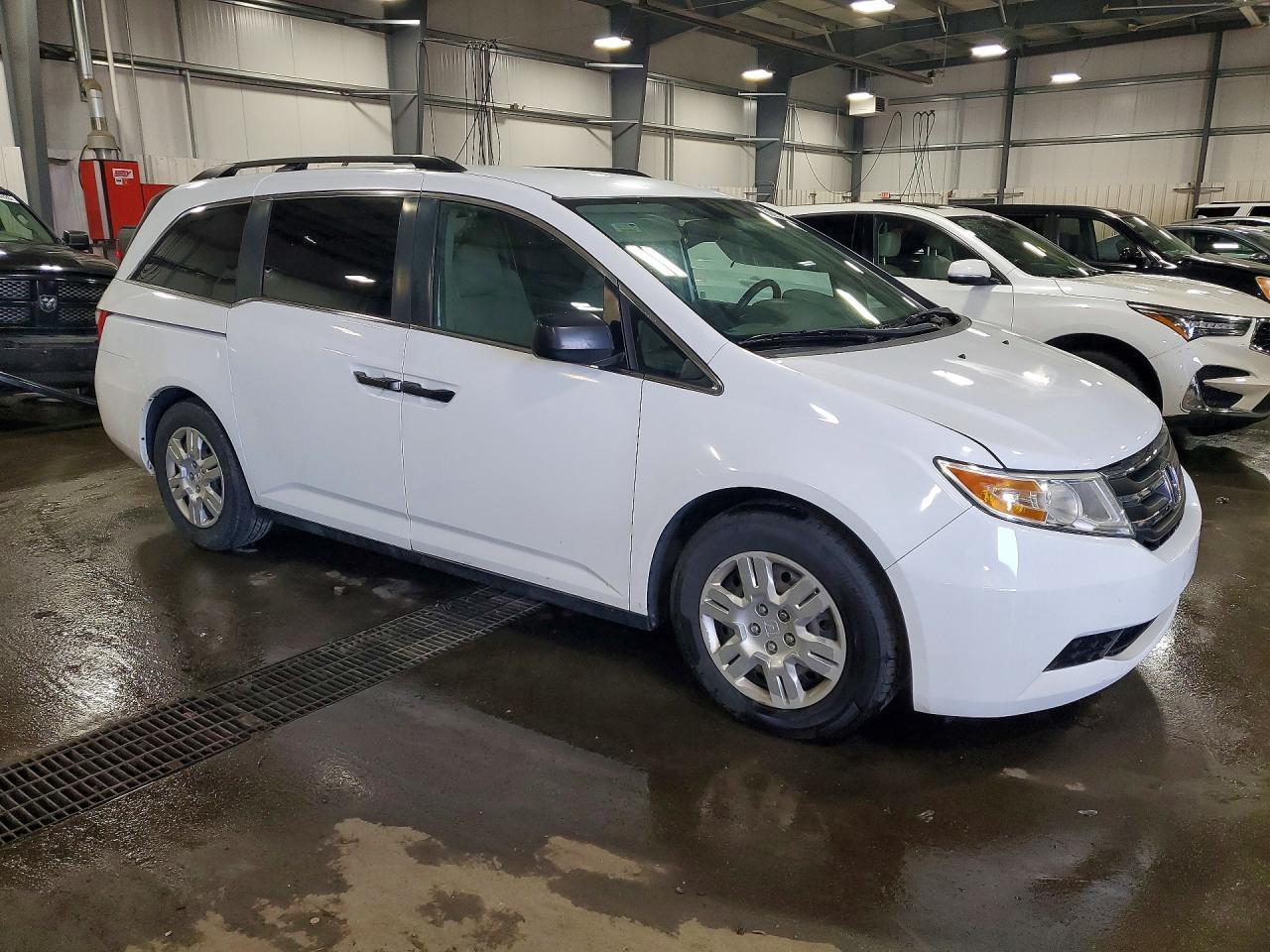 2013 Honda Odyssey Lx - Image 4