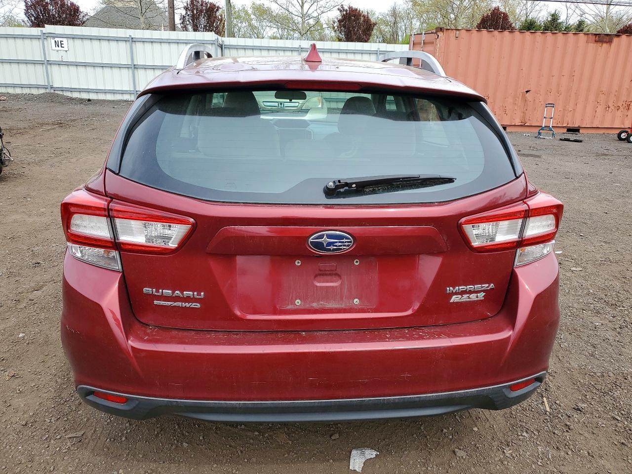 2017 Subaru Impreza Premium Plus - Фото 6