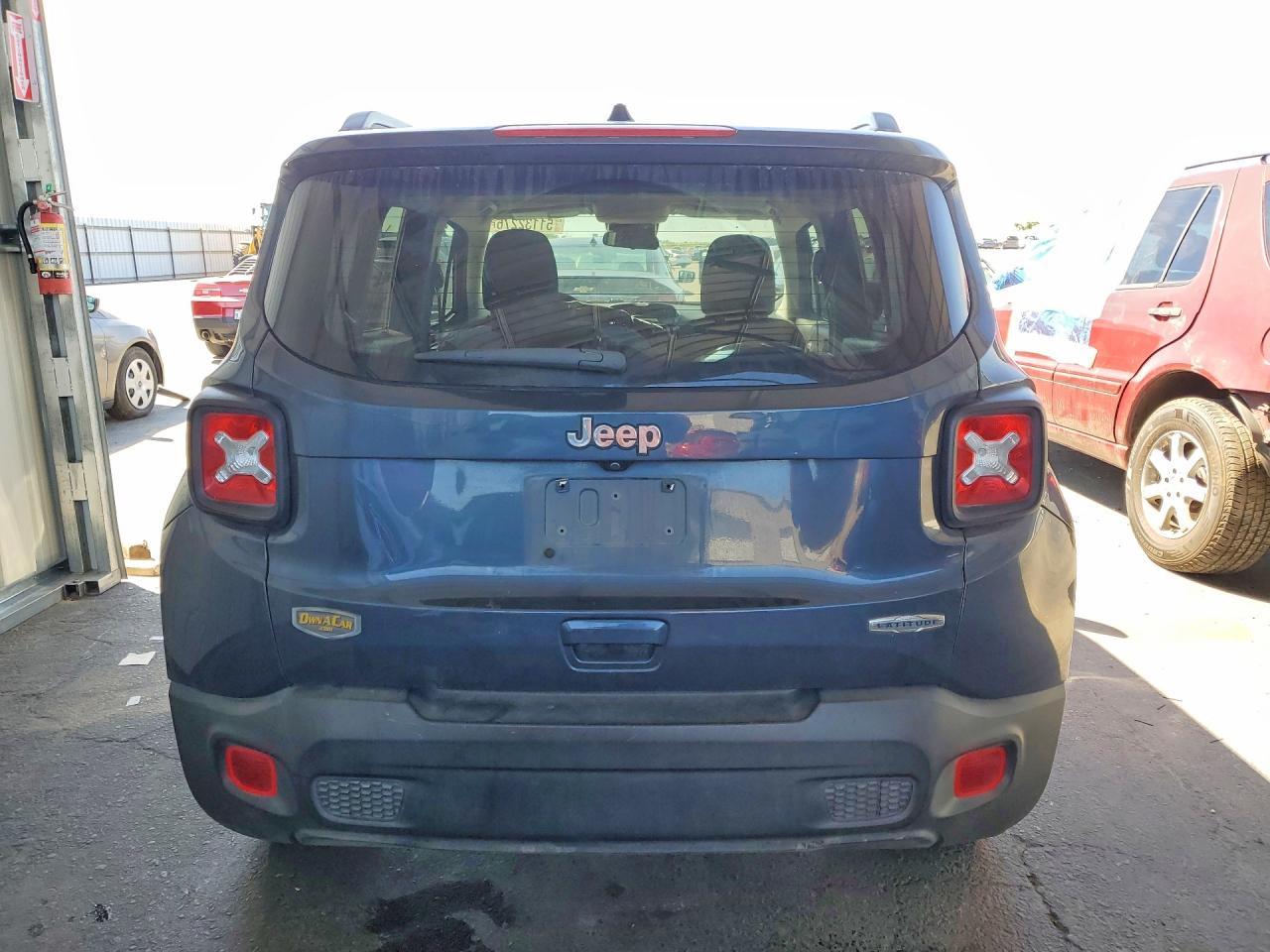 2021 Jeep Renegade Latitude - Image 6