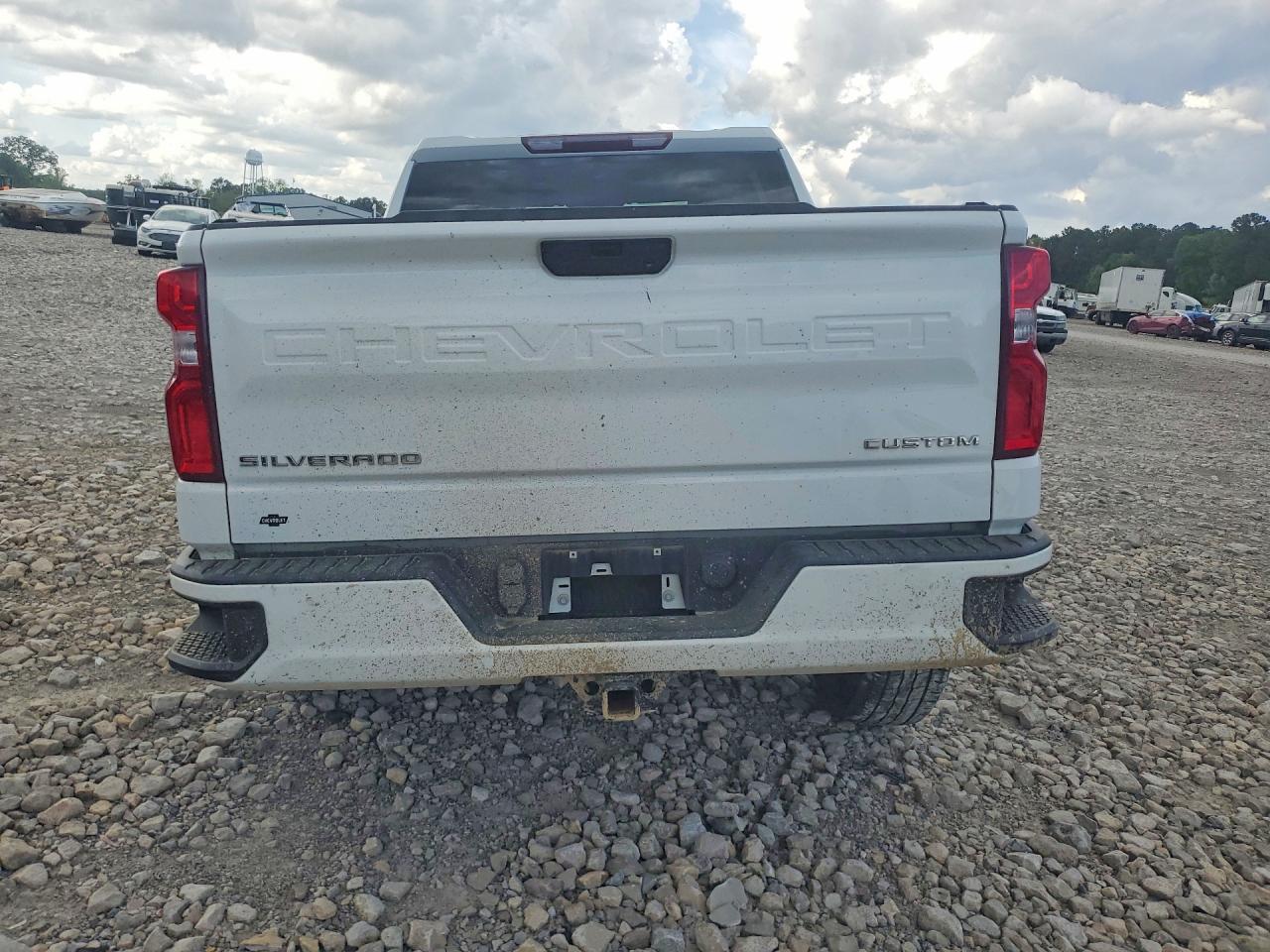 2022 Chevrolet Silverado Ltd C1500 Custom - Image 6