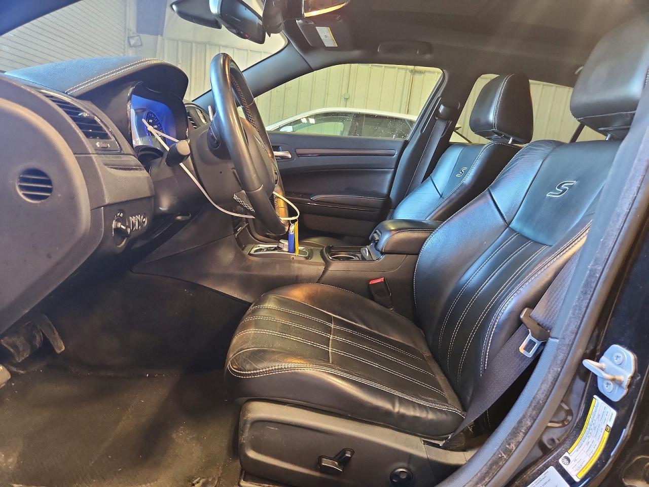 2015 Chrysler 300 S - Фото 7