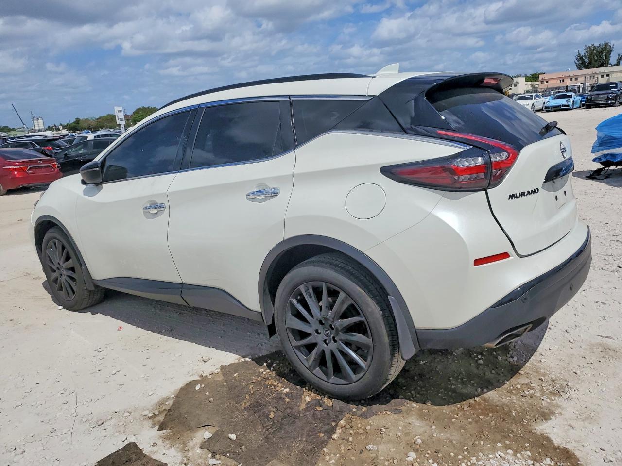2024 Nissan Murano Sv - Image 2