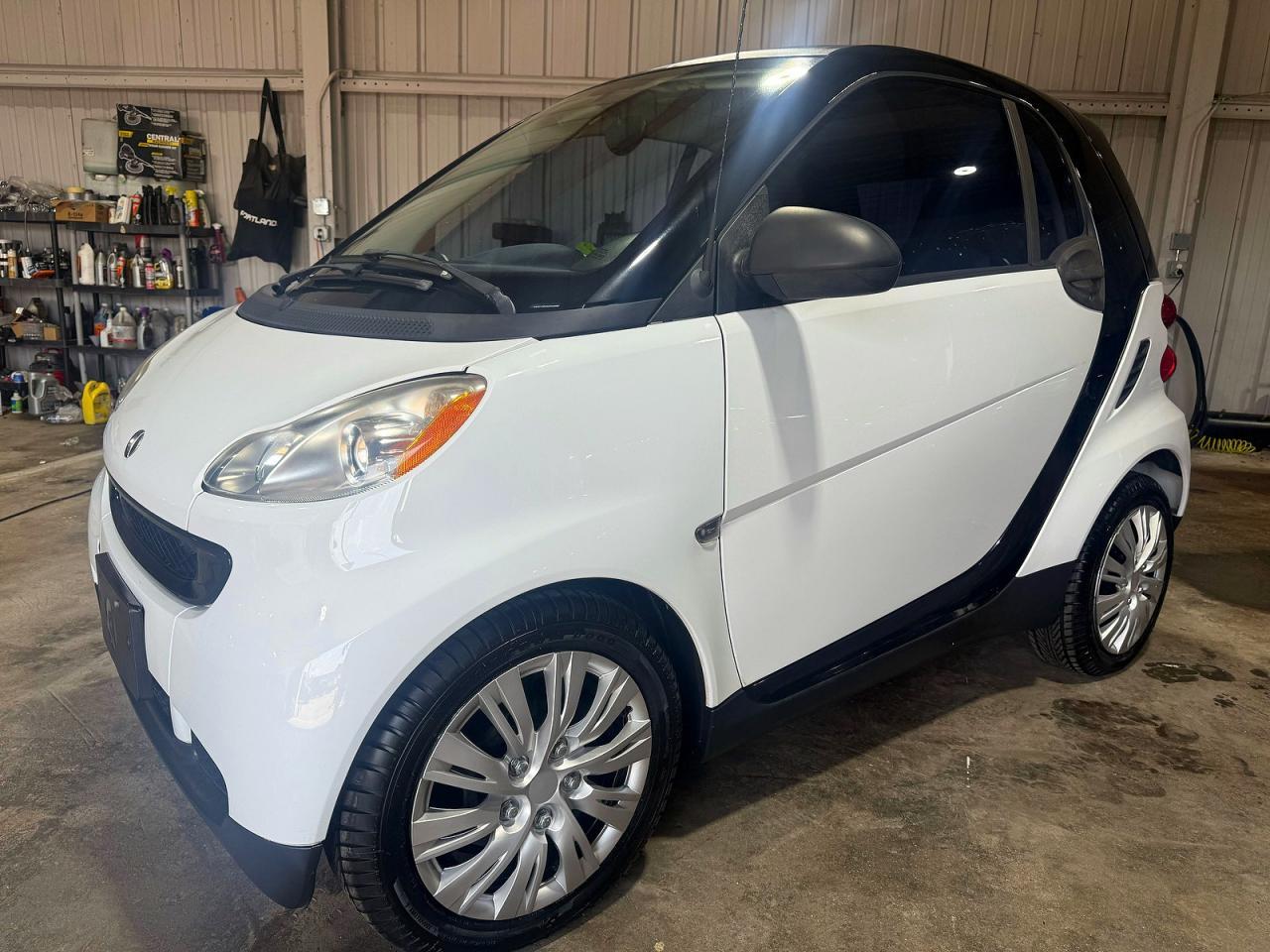 2012 Smart Fortwo Pure - Image 2