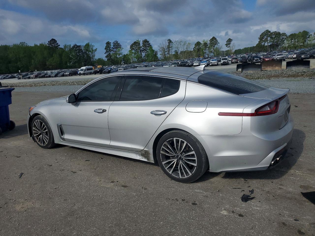 2018 Kia Stinger Premium - Фото 2