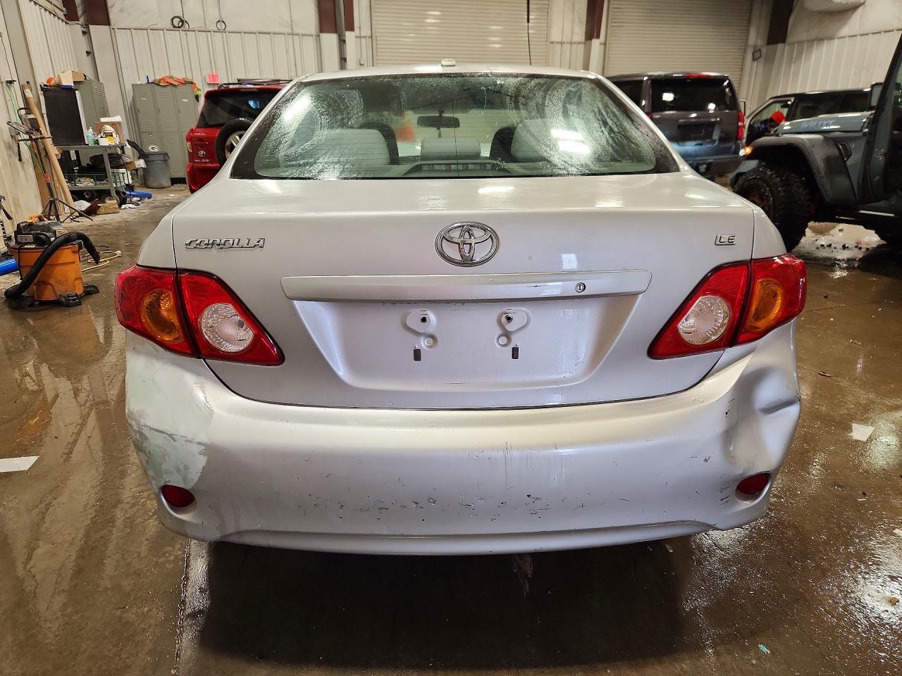 2010 Toyota Corolla Le - Image 6