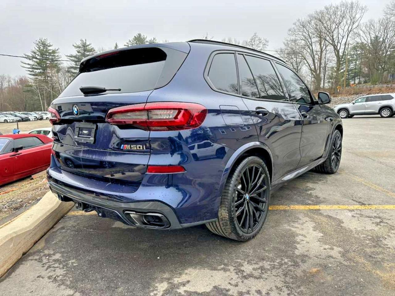 2023 BMW X5 M50I - Фото 3