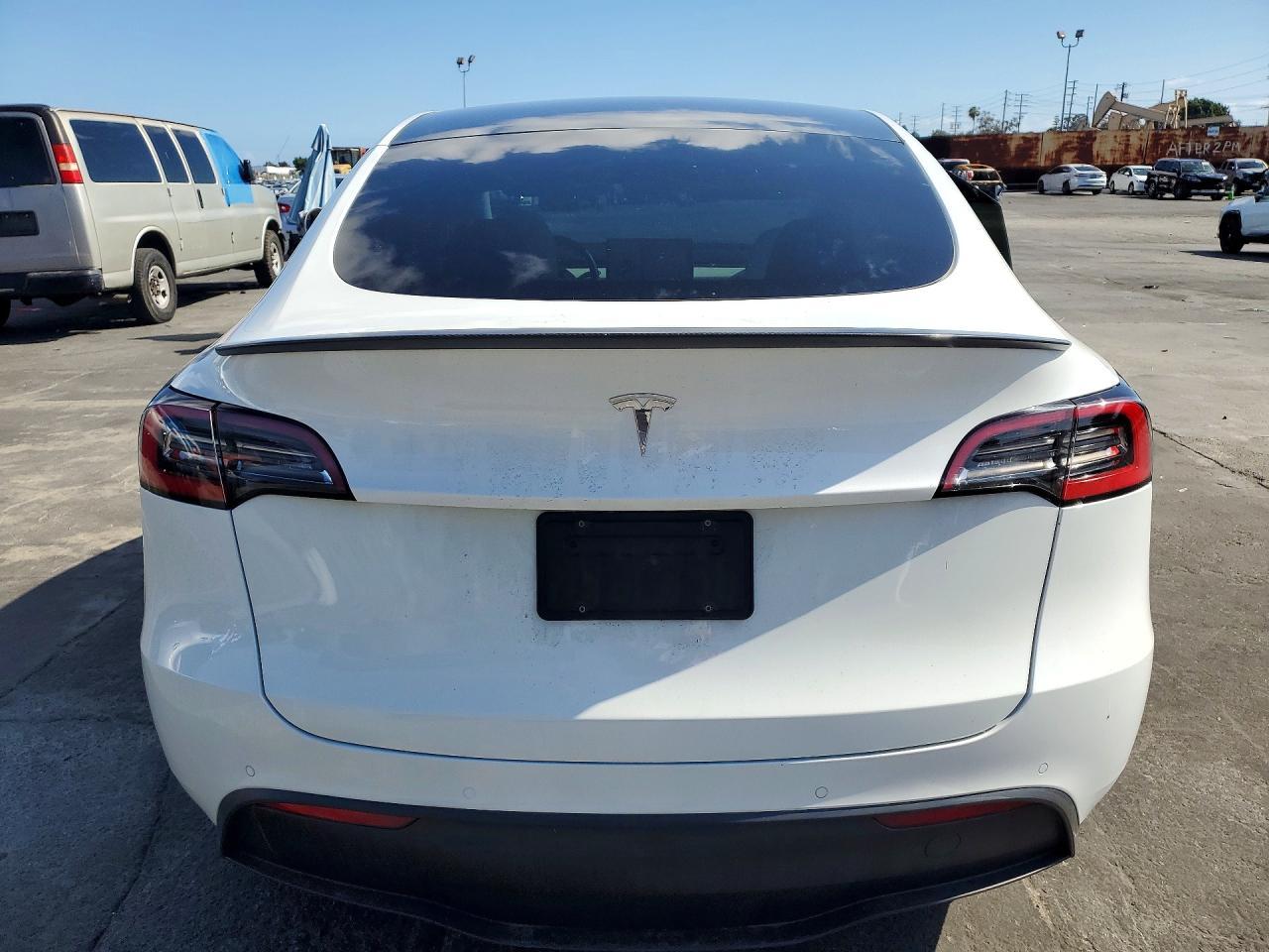 2021 Tesla Model Y - Фото 6