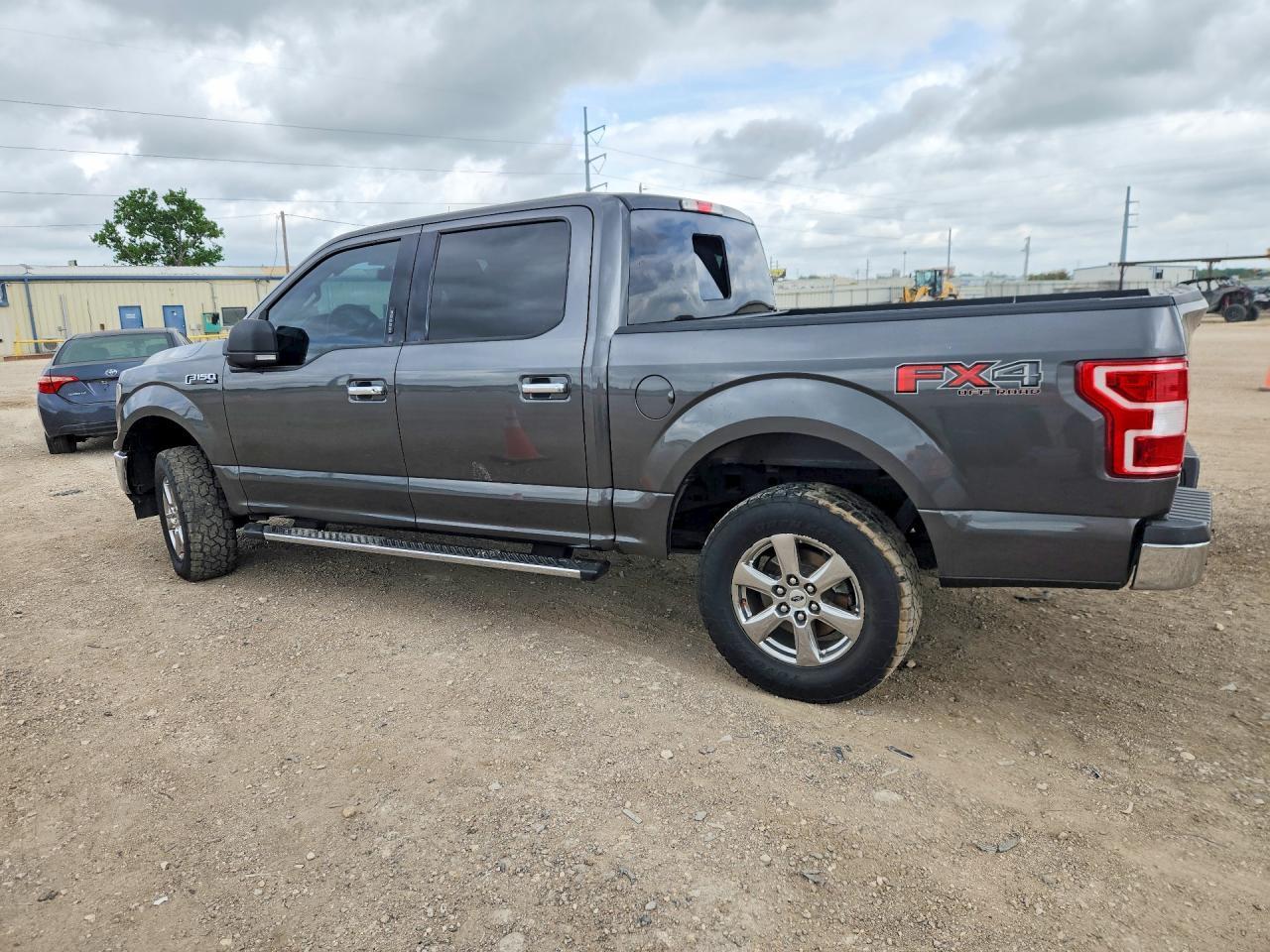 2018 Ford F150 Supercrew - Фото 2