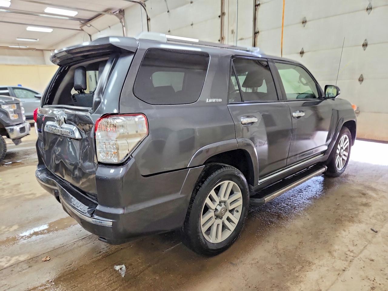 2013 Toyota 4Runner Limited - Фото 3