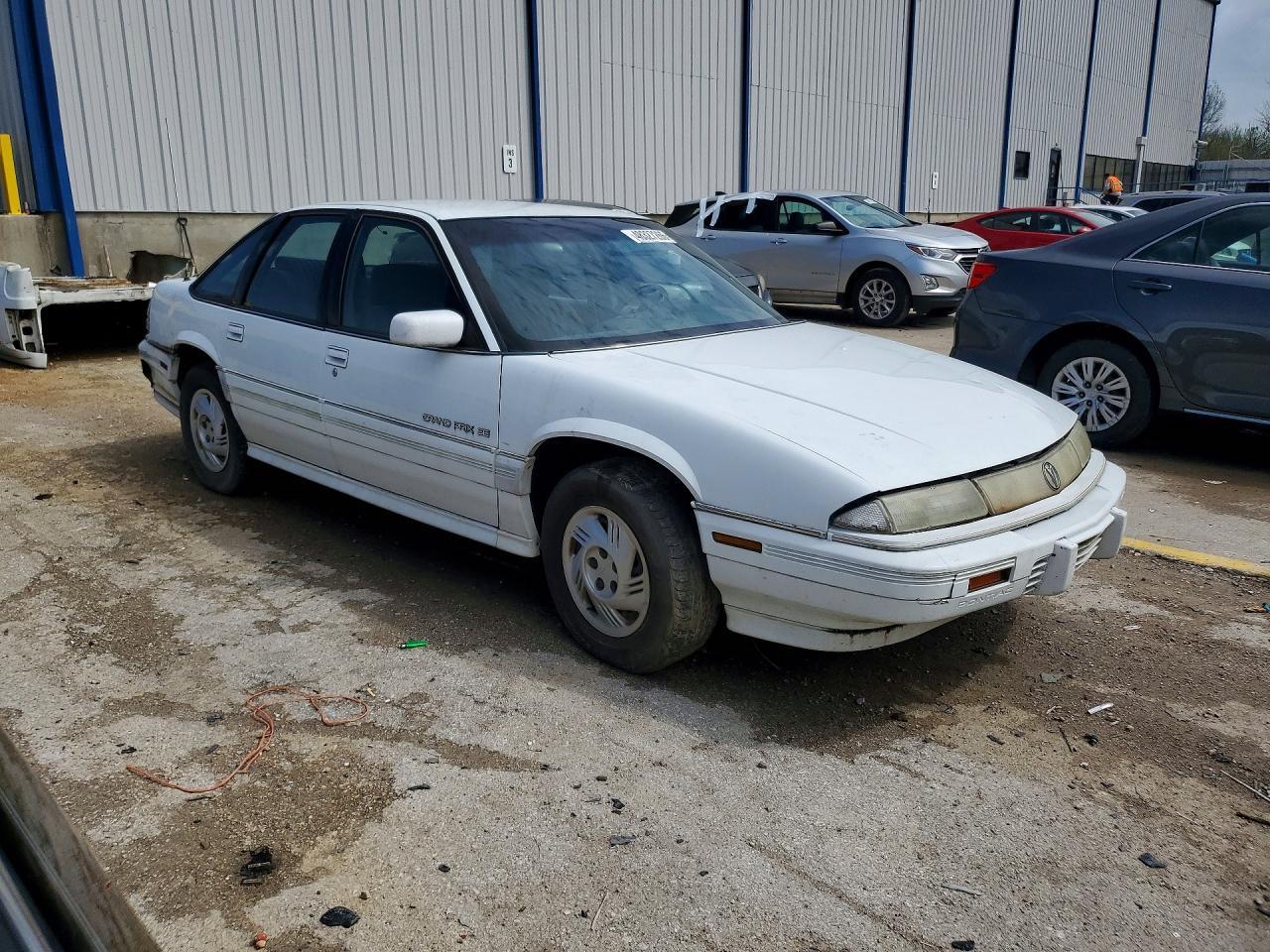 1994 Pontiac Grand Prix Se - Image 4