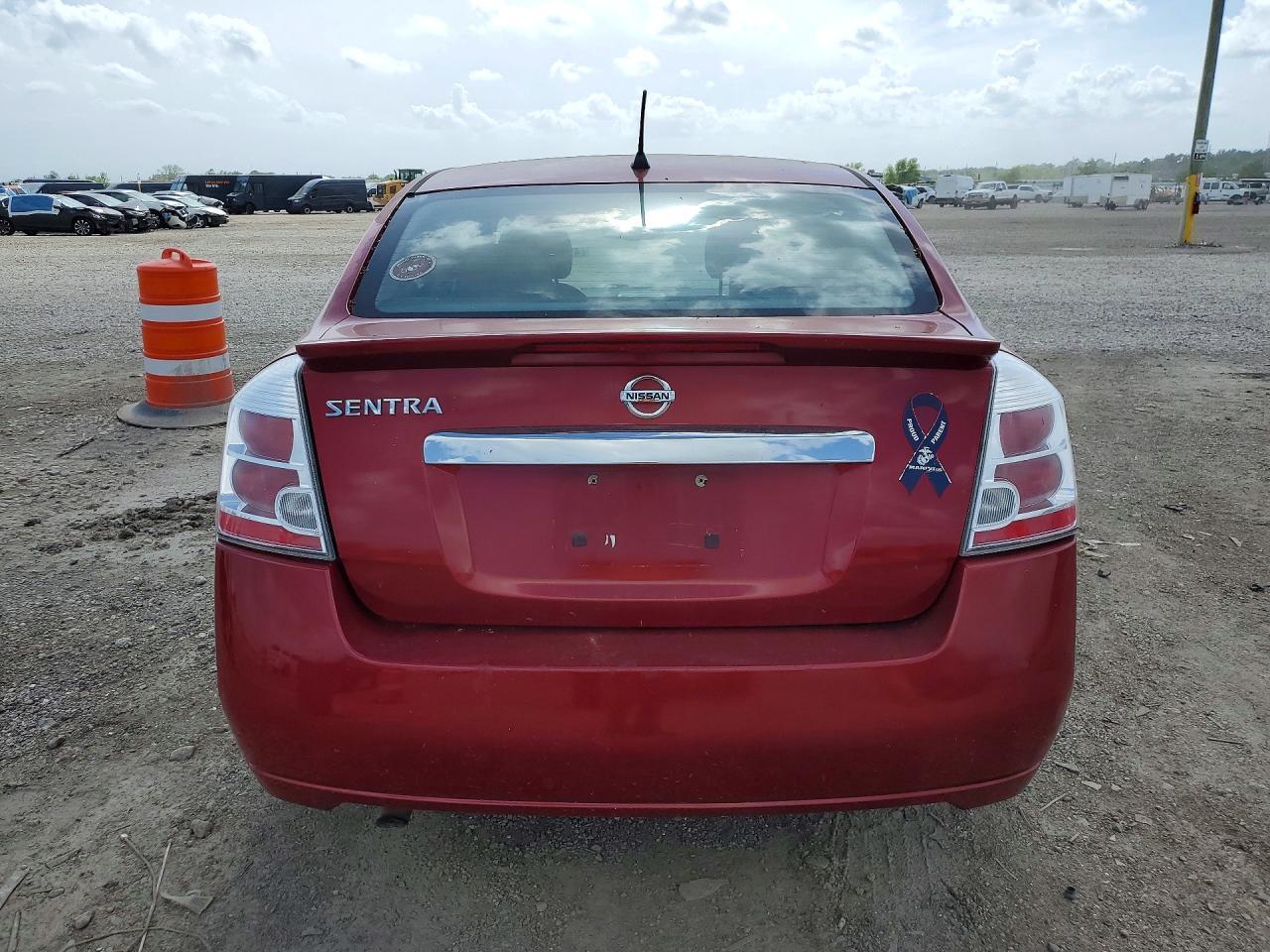 2011 Nissan Sentra 2.0 - Фото 6