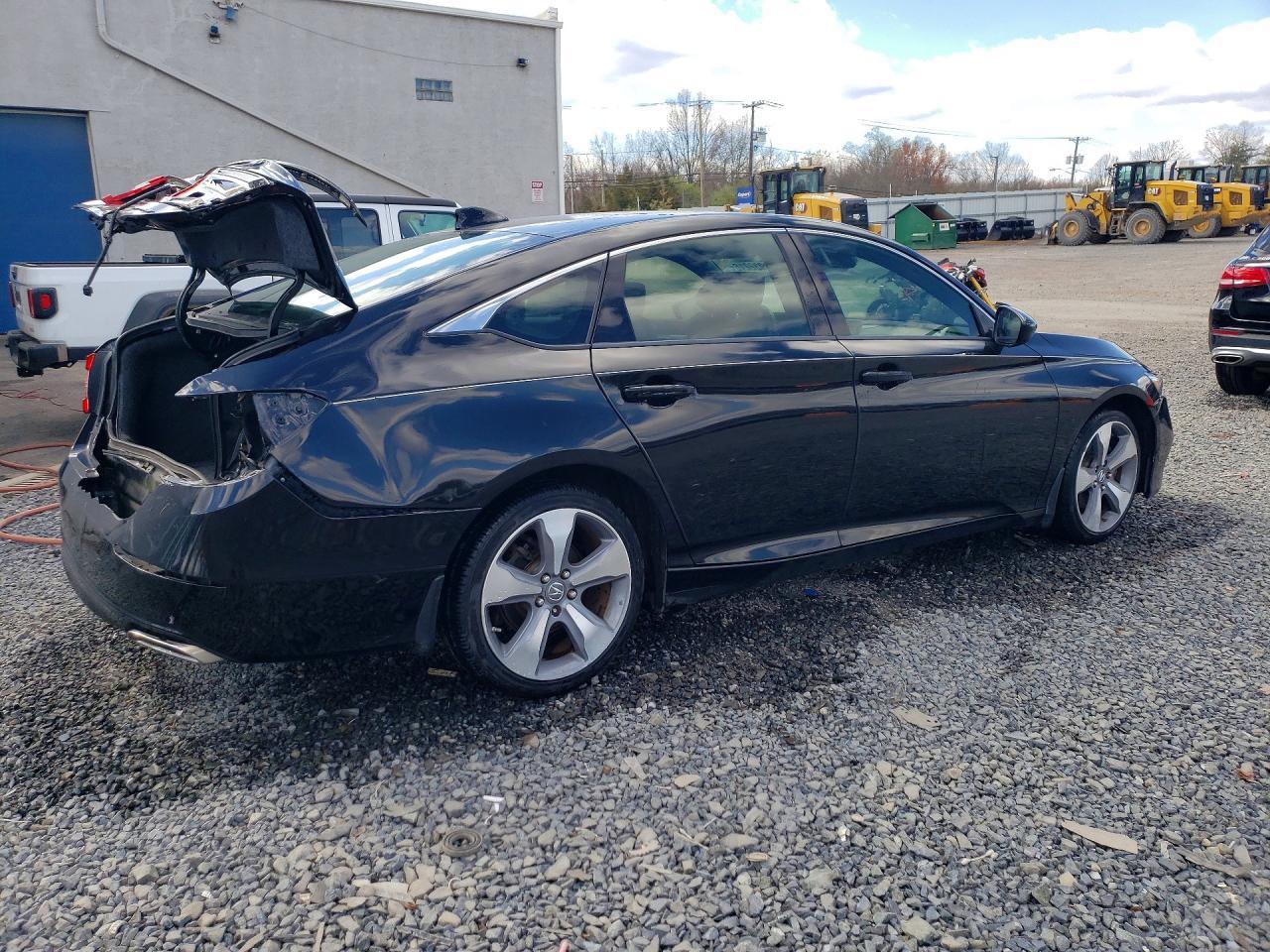 2018 Honda Accord Sport - Image 3