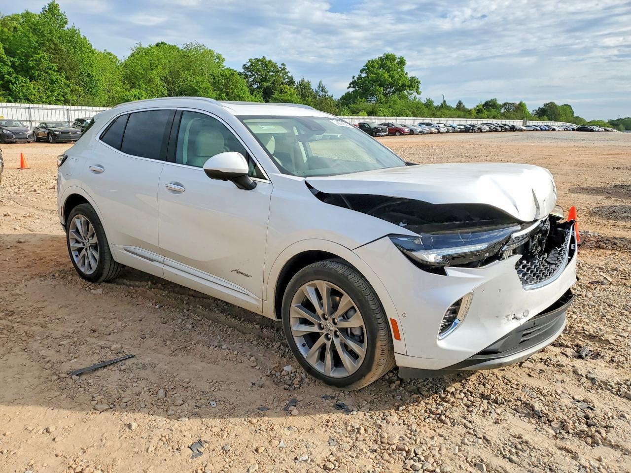2023 Buick Envision Avenir - Image 4