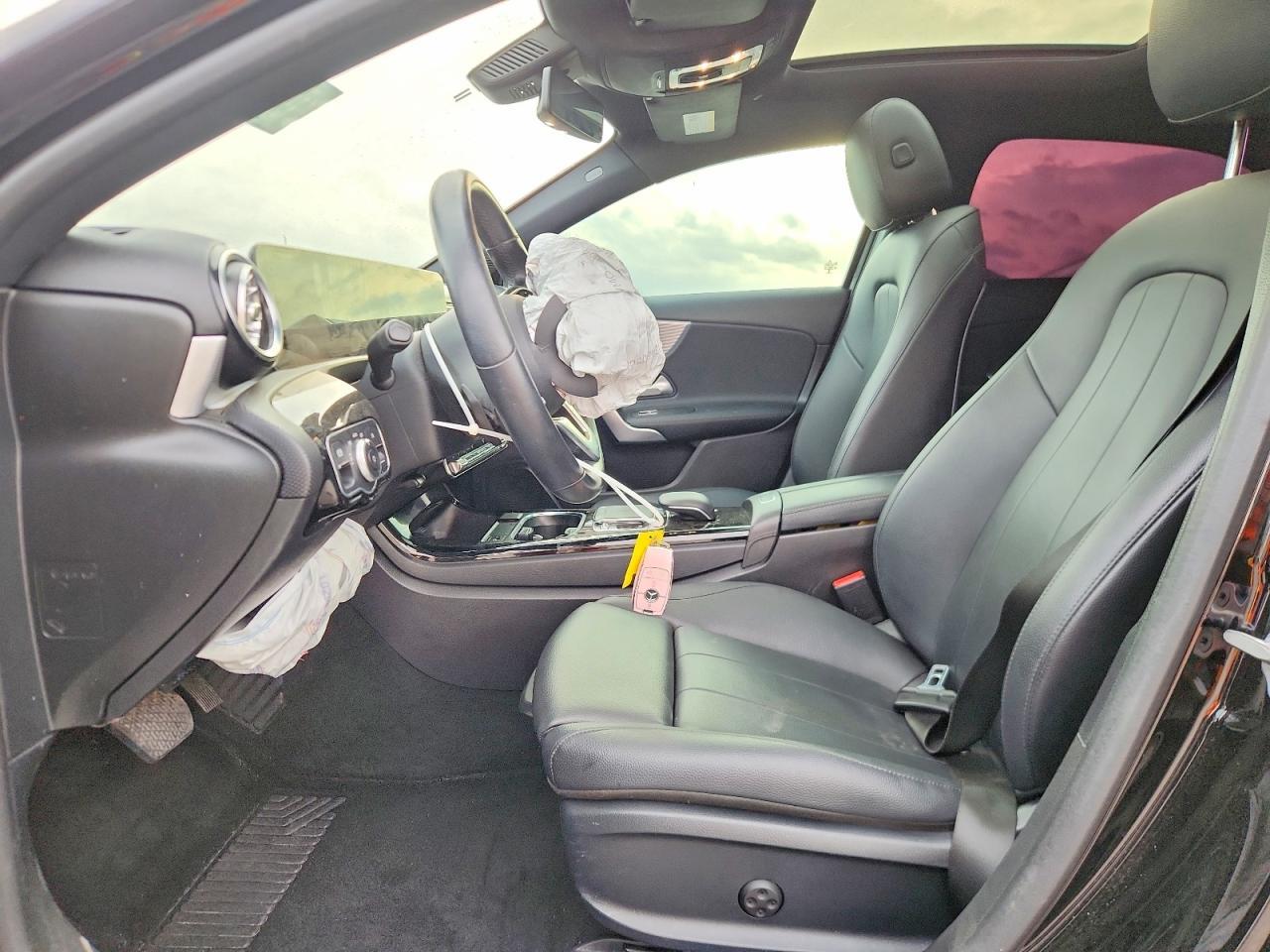 2020 Mercedes Benz A 220 4Matic - Фото 7