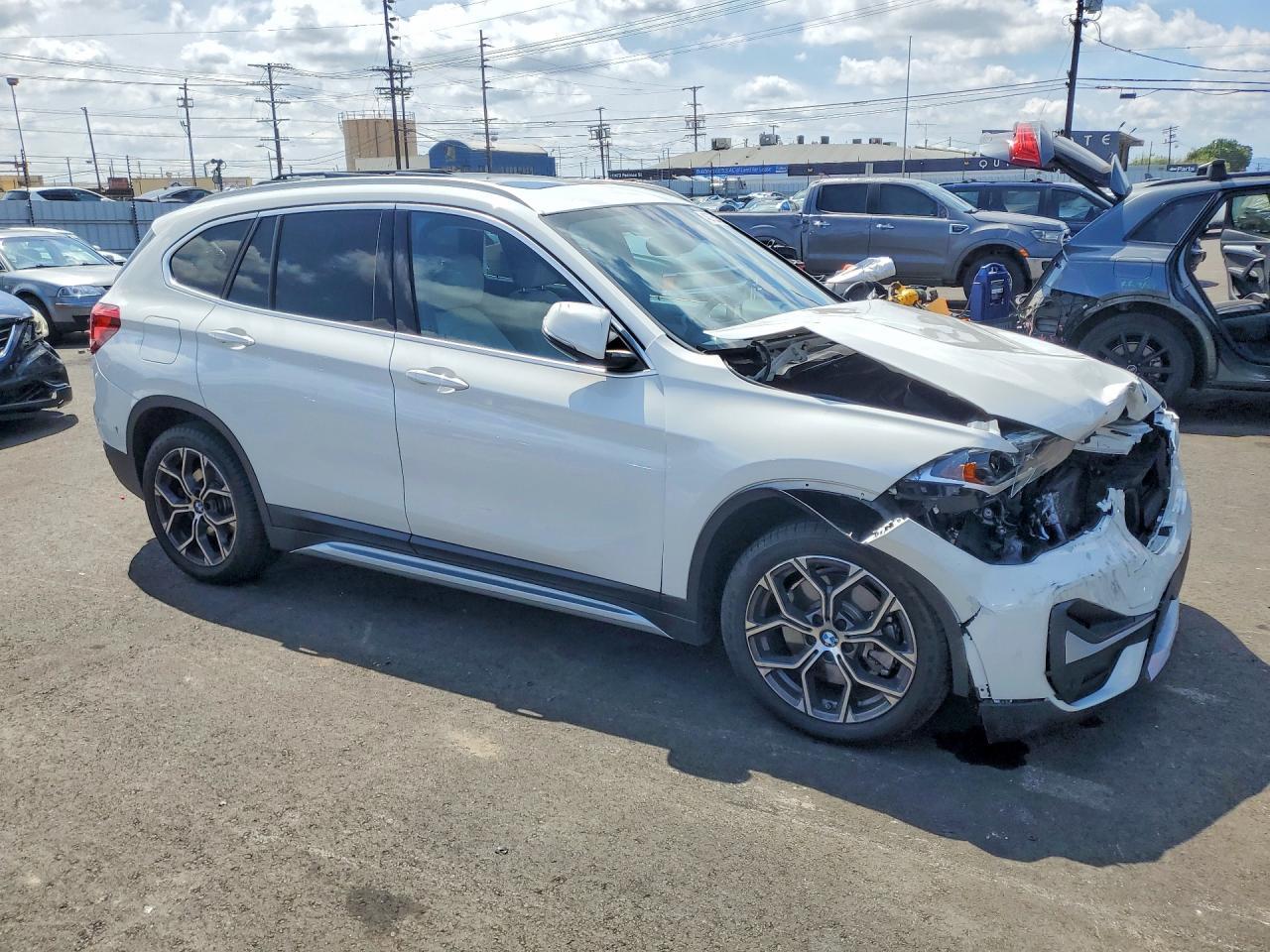 2021 BMW X1 Sdrive28I - Image 4
