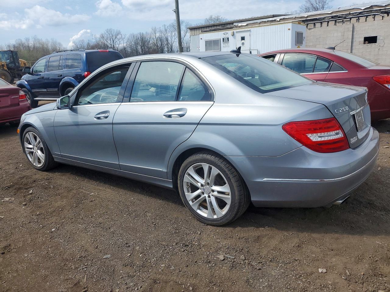 2013 Mercedes-Benz C 250 - Фото 2