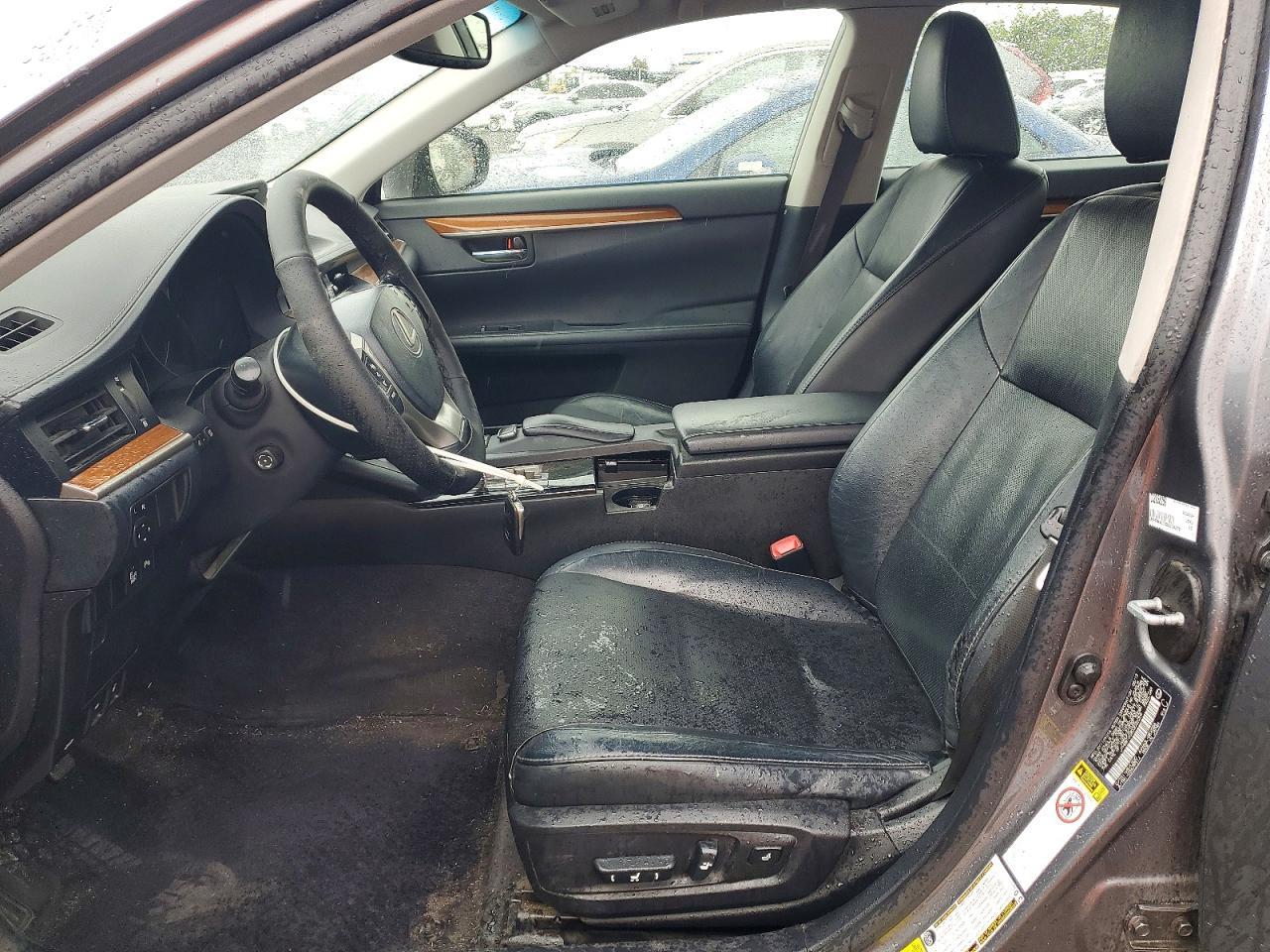 2013 Lexus Es 300H - Фото 7