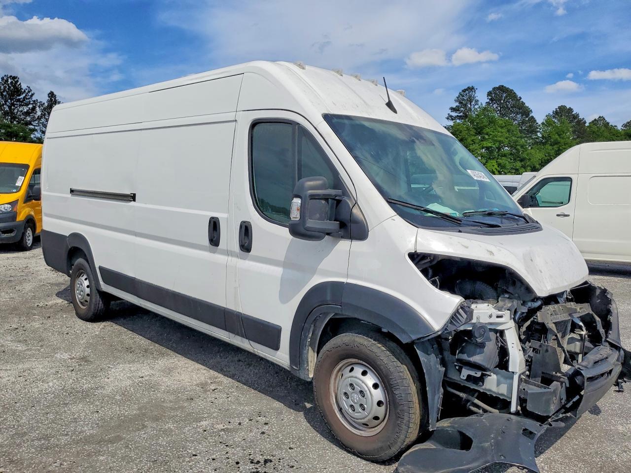 2023 Ram Promaster 3500 Delivery Van - Image 4