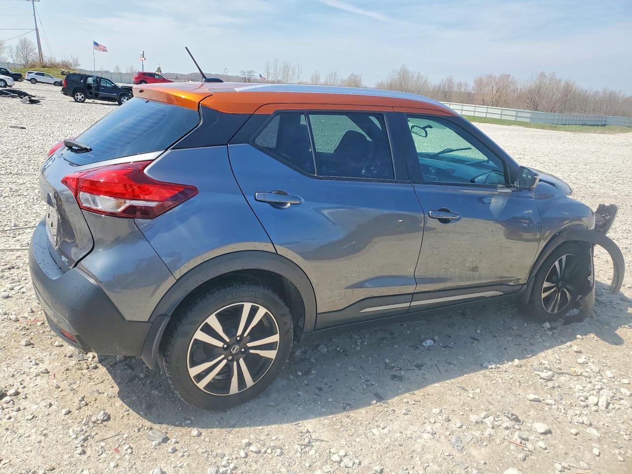 2019 Nissan Kicks S - Фото 3