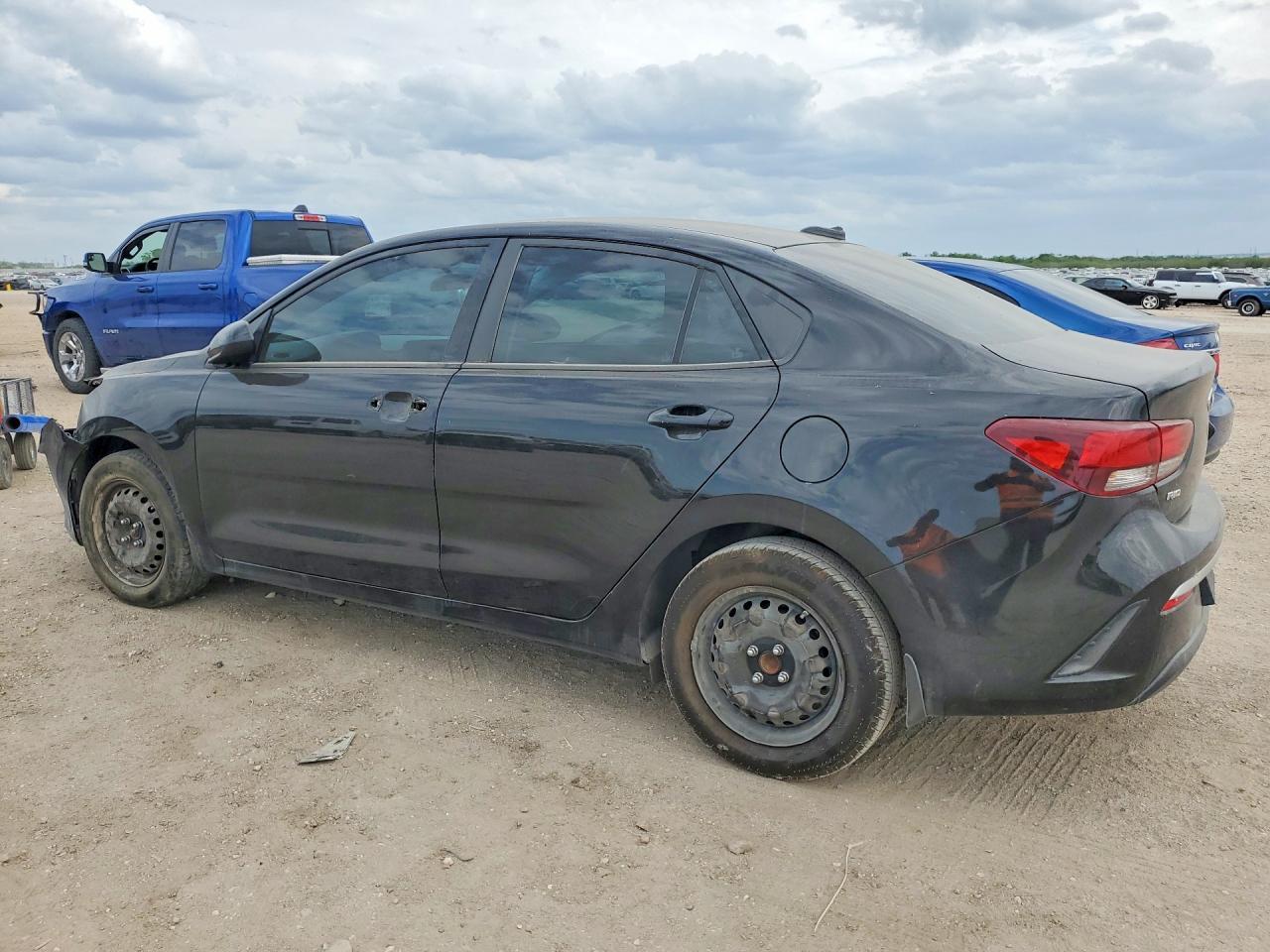 2021 Kia Rio Lx - Фото 2