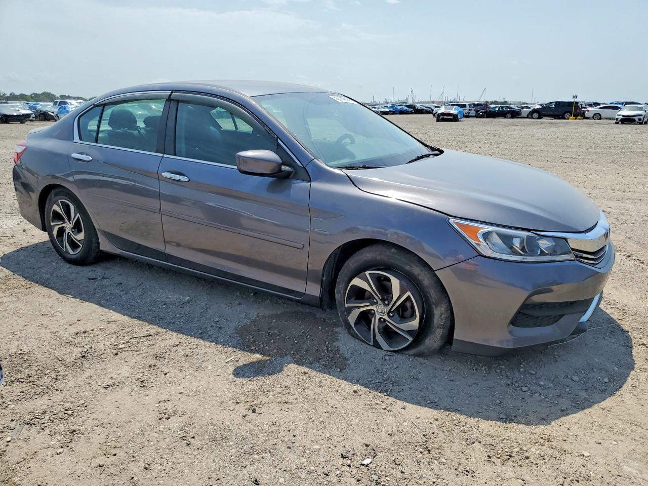 2017 Honda Accord Lx - Фото 4