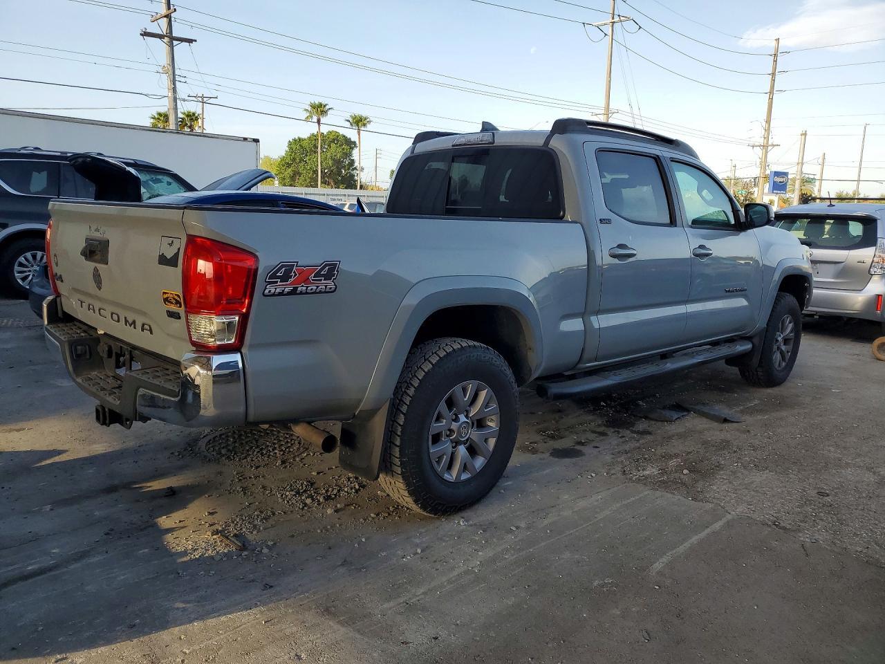 2019 Toyota Tacoma Sr5 V6 - Image 3