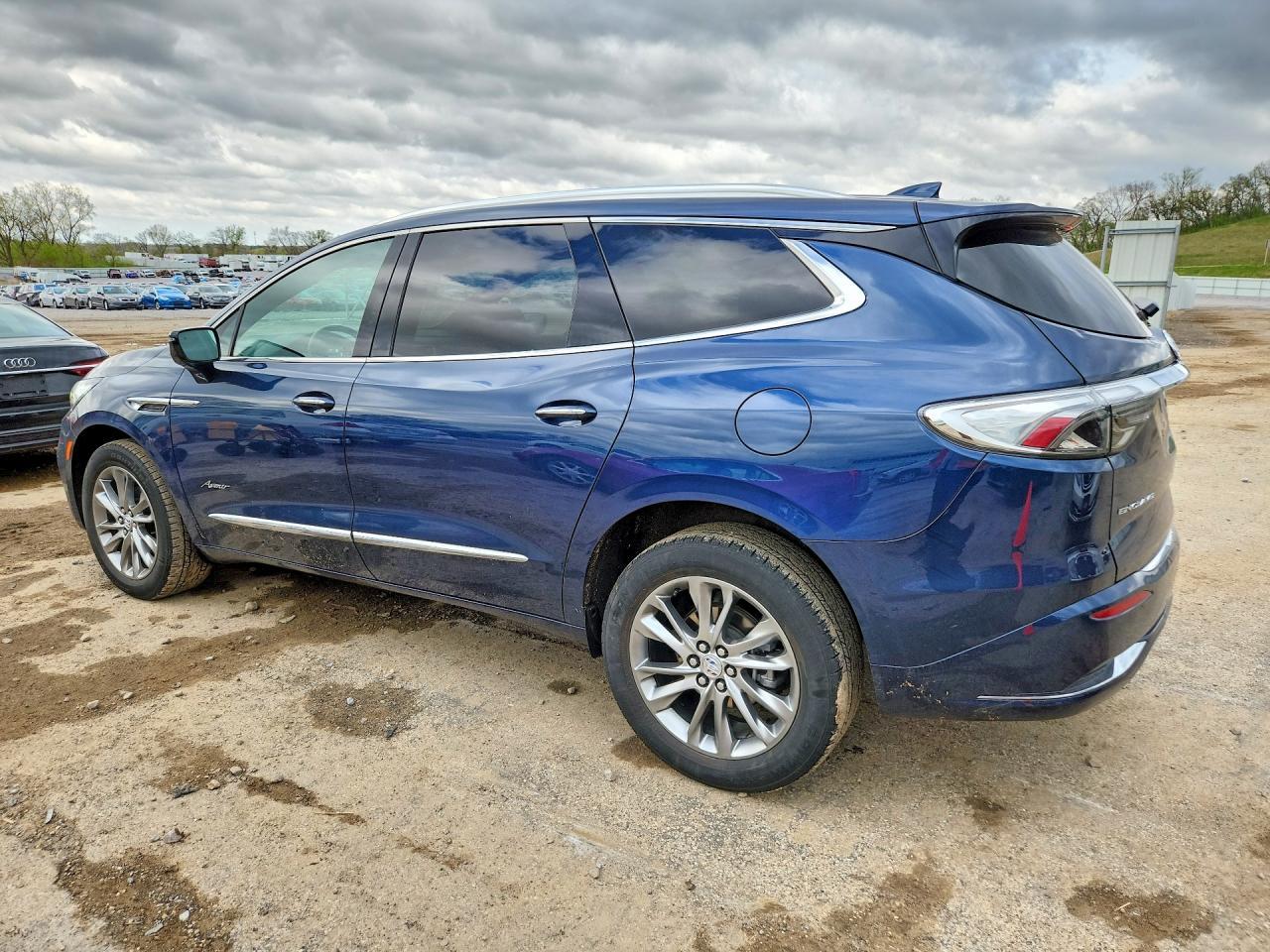 2023 Buick Enclave Avenir - Фото 2