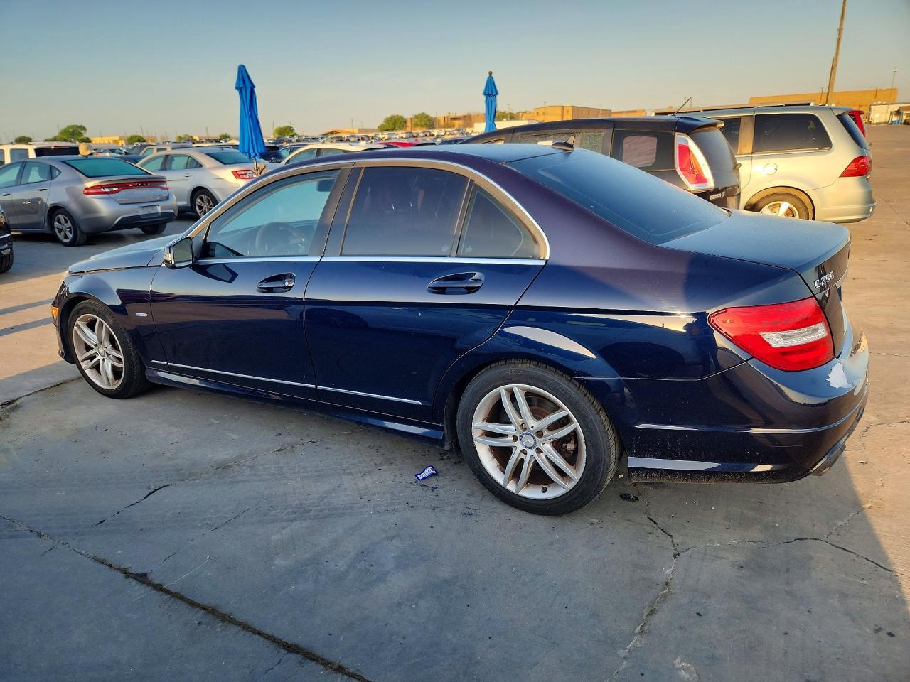 2012 Mercedes-Benz C 250 - Фото 2