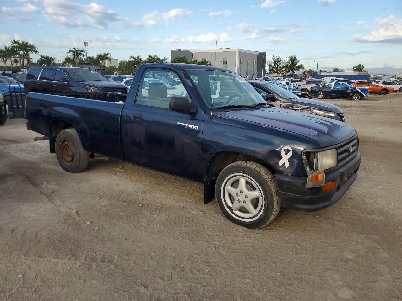 1995 Toyota T100 Base - Фото 4