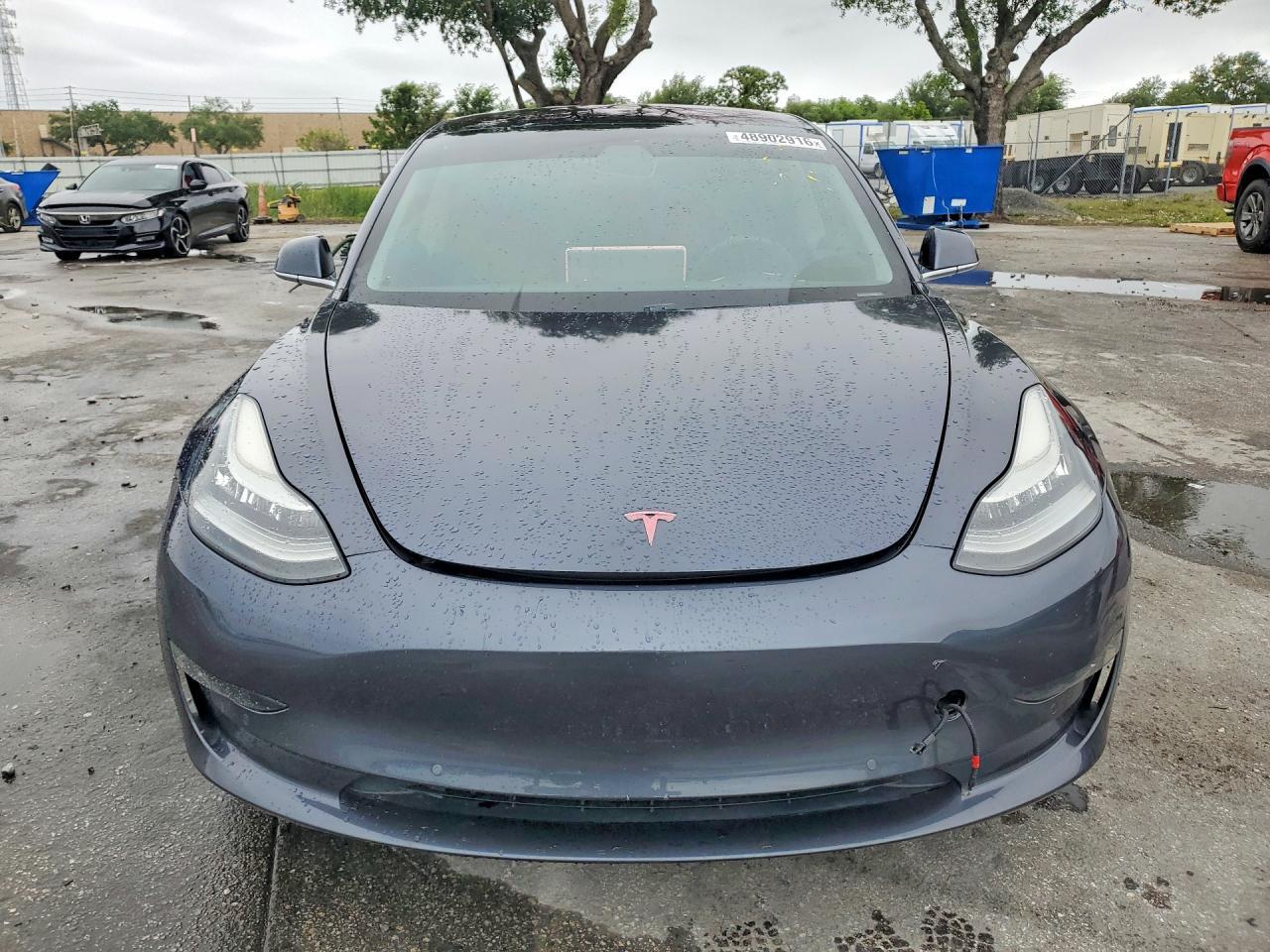 2018 Tesla Model 3 - Фото 5