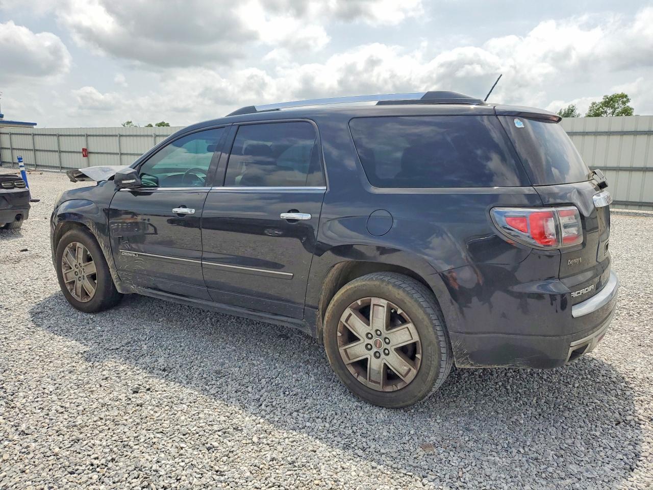 2015 GMC Acadia Denali - Фото 2