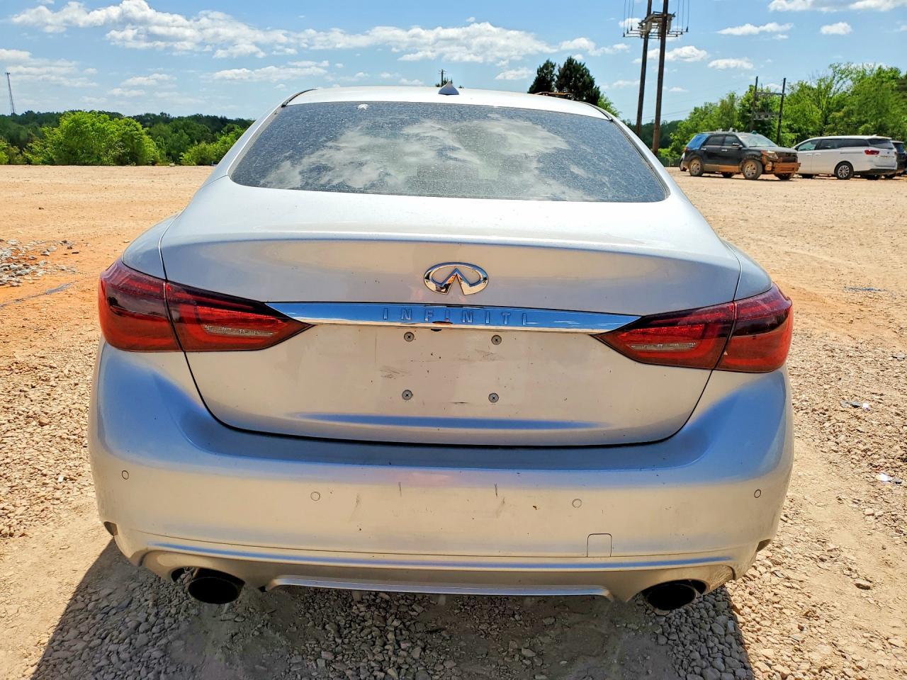 2018 Infiniti Q50 3.0T Luxe - Image 6