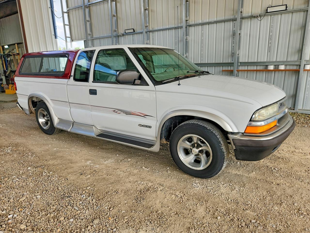 2001 Chevrolet S Truck S10 - Image 4