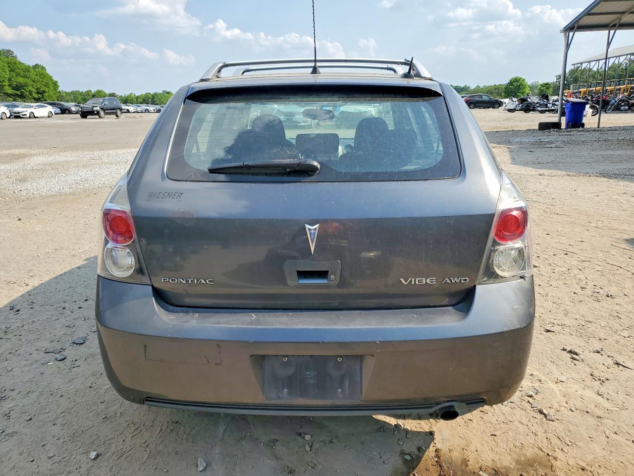 2009 Pontiac Vibe - Image 6