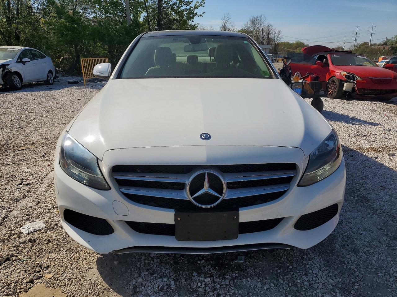 2017 Mercedes-Benz C 300 4Matic - Фото 5