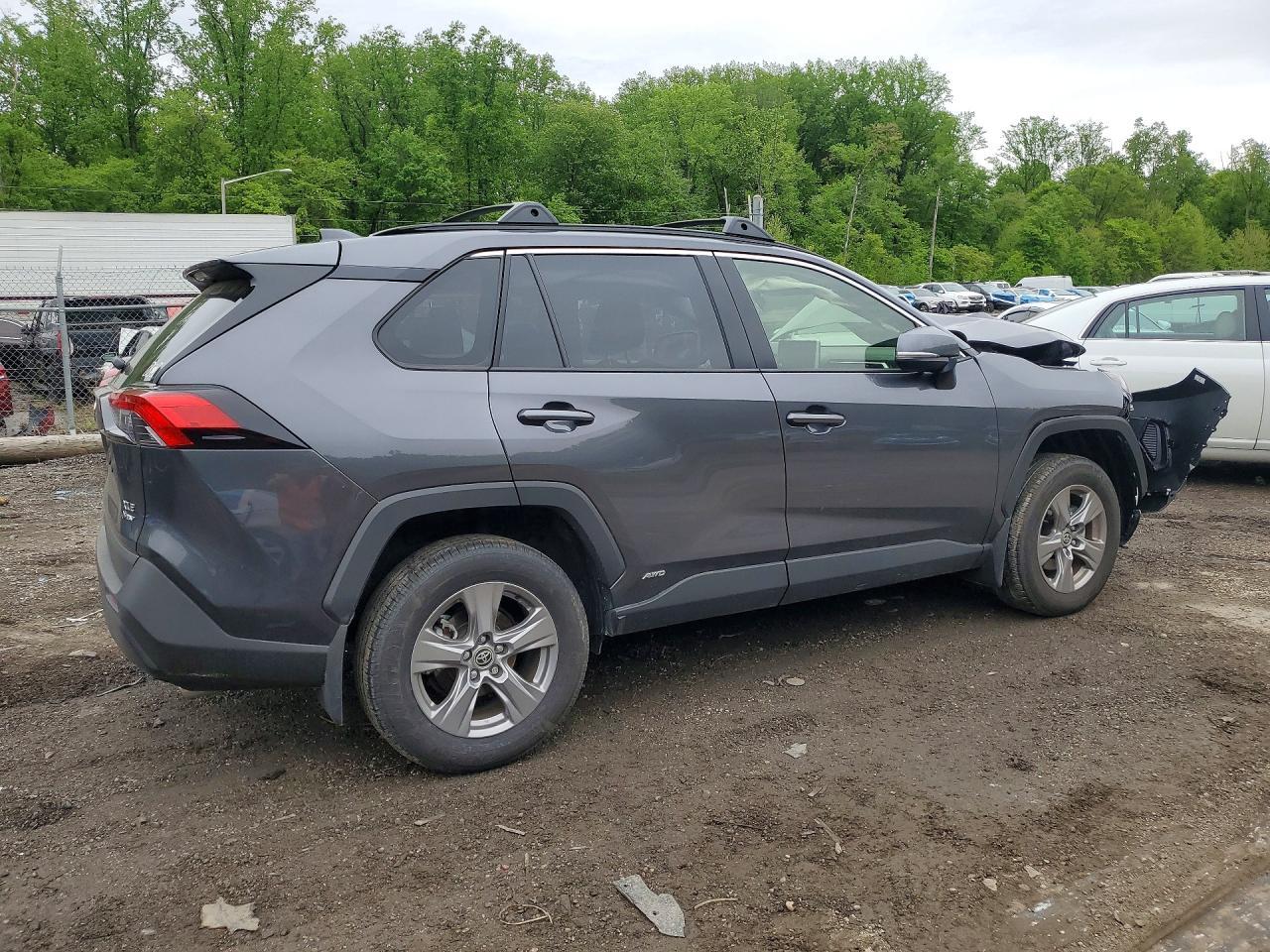 2025 Toyota Rav4 Hybrid Xle - Image 3