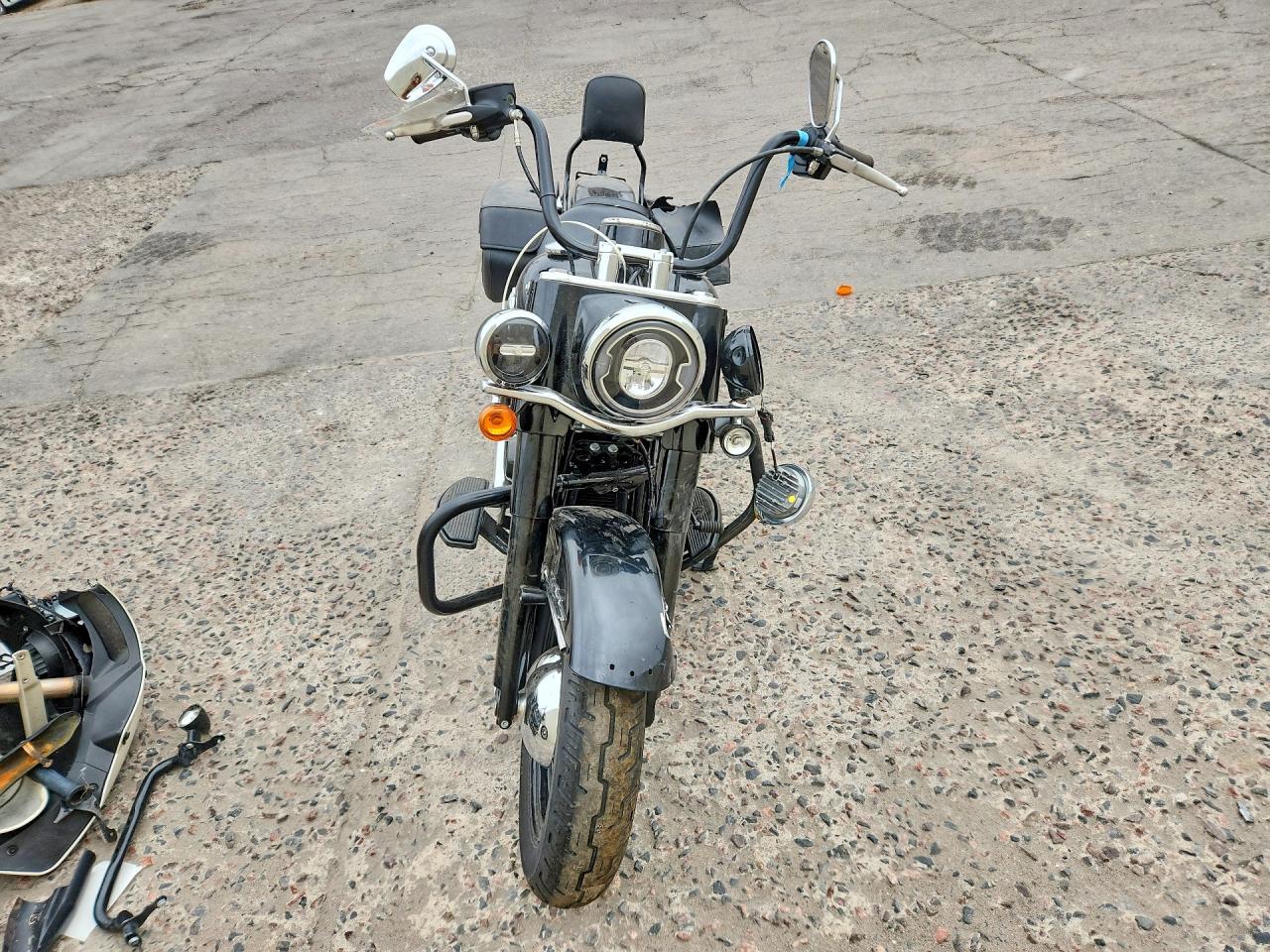 2019 Harley-Davidson Flhc - Image 2