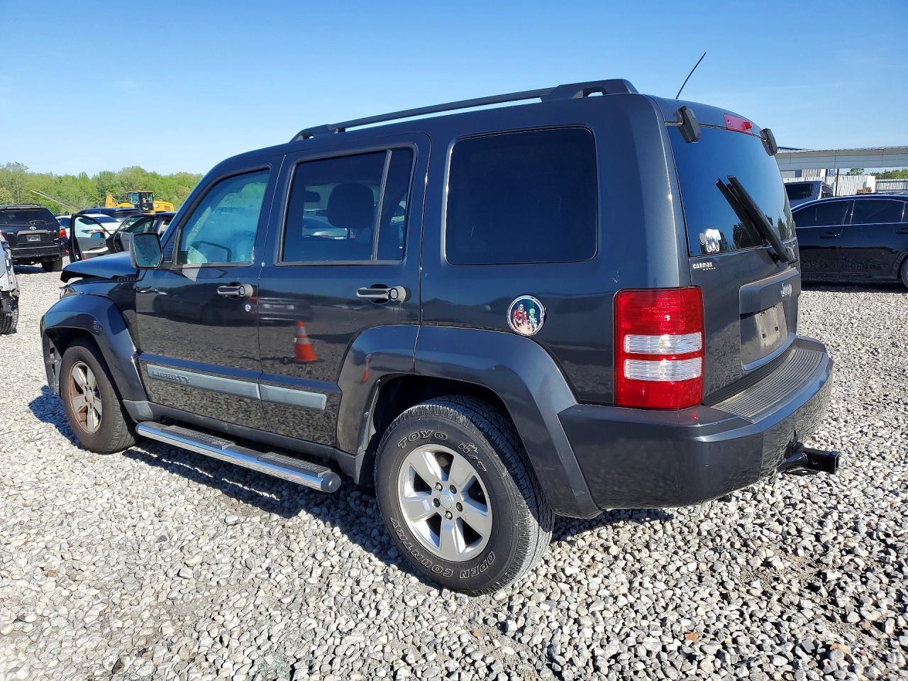 2010 Jeep Liberty Sport - Фото 2