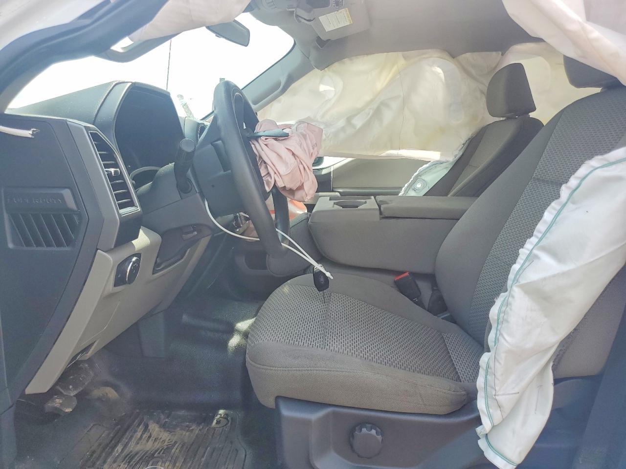2022 Ford F350 Super Duty - Image 7