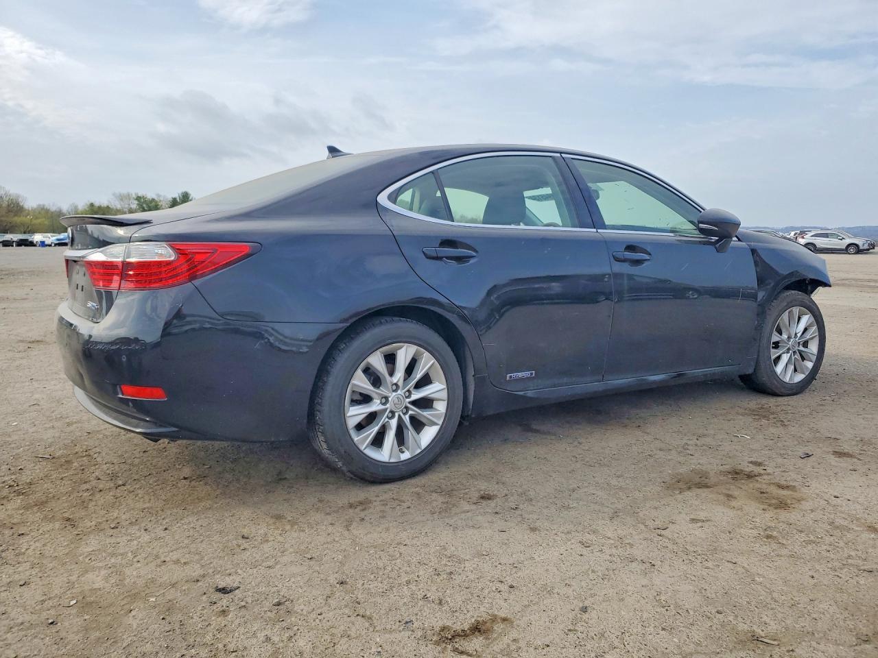 2014 Lexus Es - Фото 3