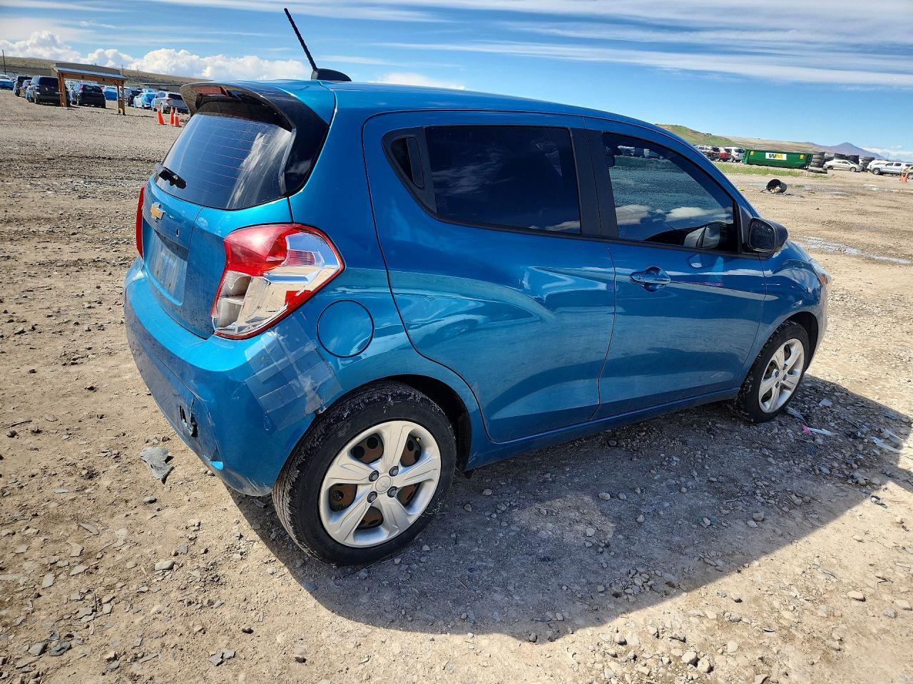 2021 Chevrolet Spark Ls - Фото 3