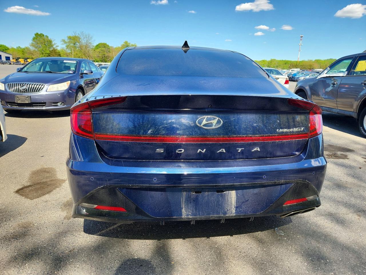 2022 Hyundai Sonata Limited - Image 6