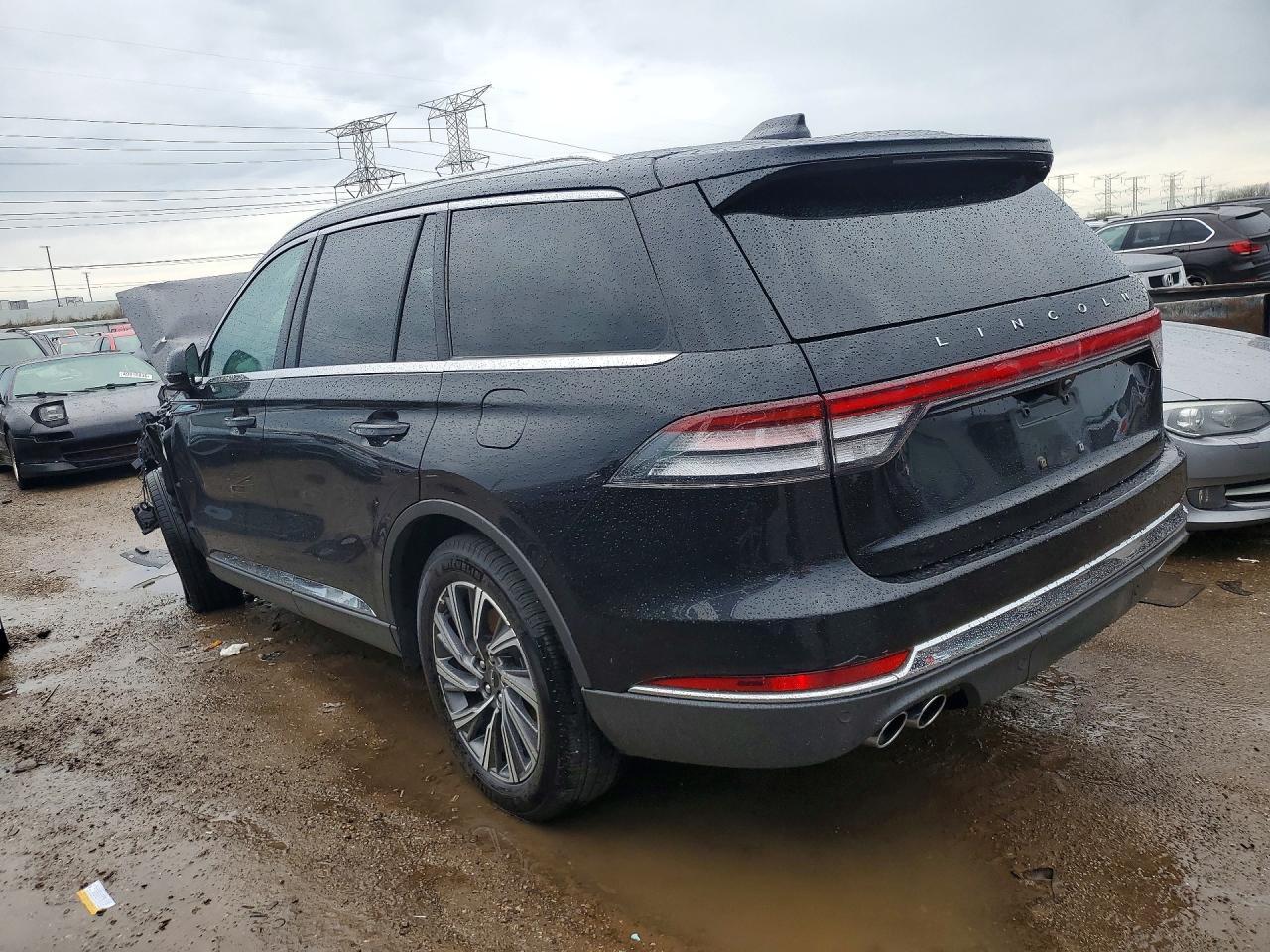 2025 Lincoln Aviator - Image 2