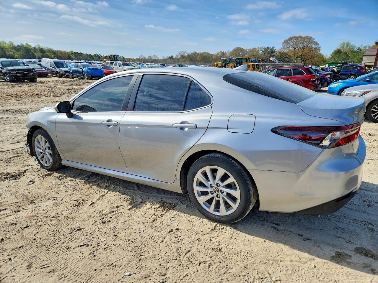 2023 Toyota Camry Le - Image 2