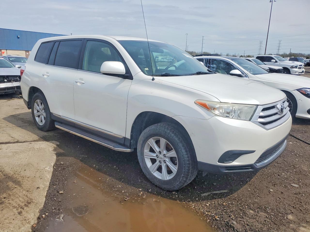 2012 Toyota Highlander Base - Image 4