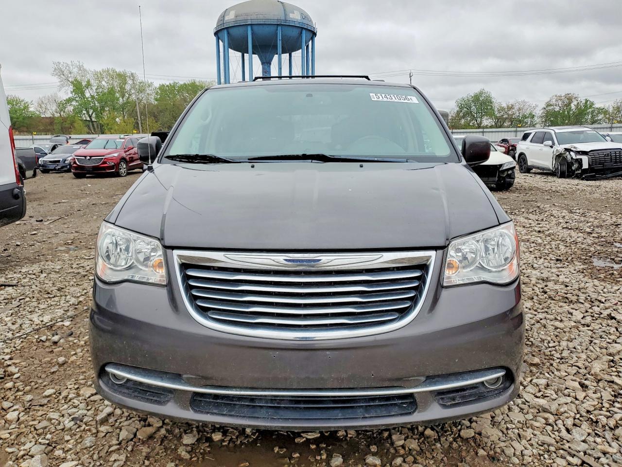 2016 Chrysler Town & Country Touring - Image 5