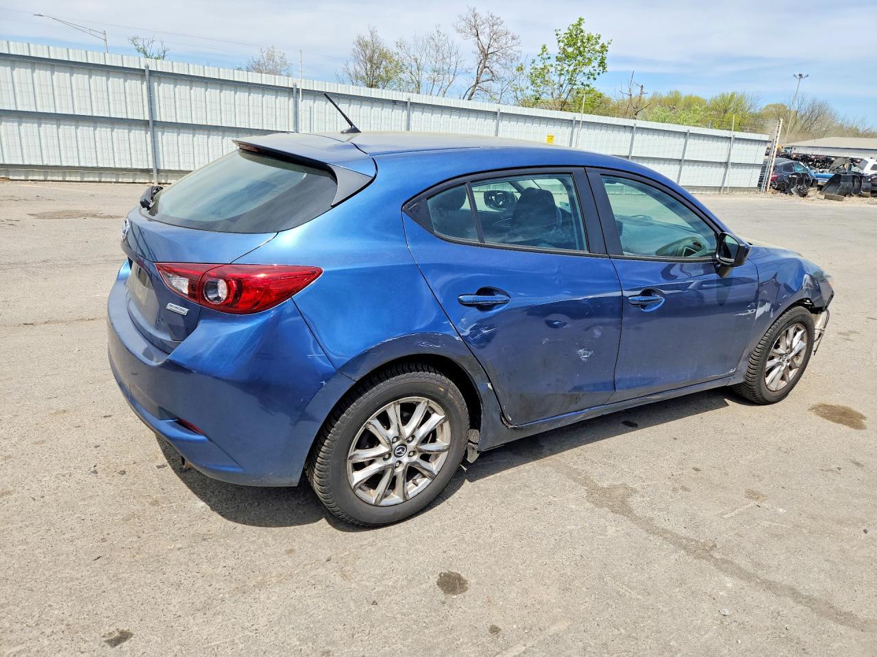 2018 Mazda 3 Sport - Фото 3