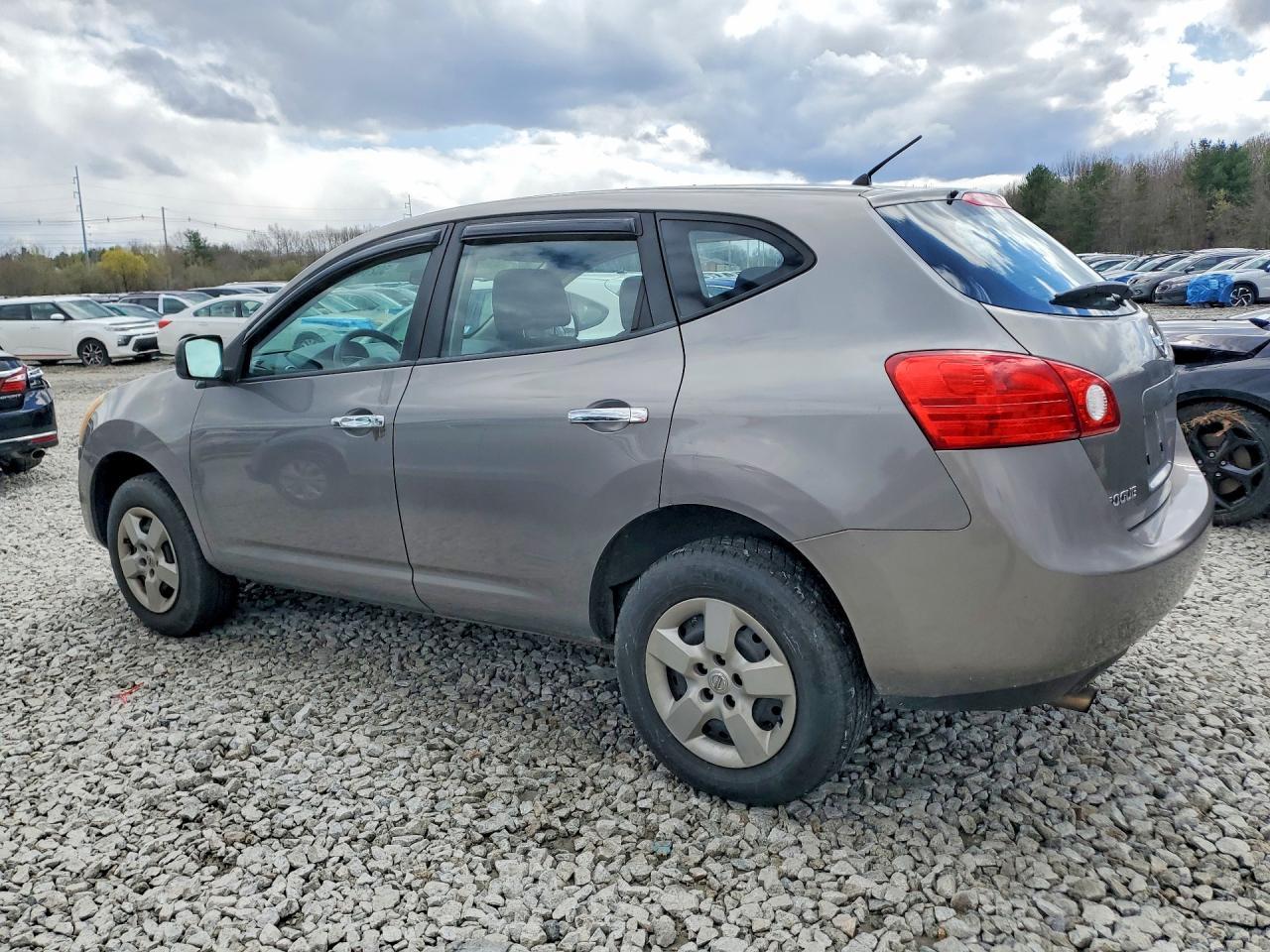 2010 Nissan Rogue Sl - Image 2